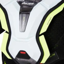 Bauer S22 Vapor Hyperlite Ice Hockey Shoulder Pads - Junior -Hockey Sports Store bauer s22 vapor hyperlite ice hockey shoulder pads junior 3